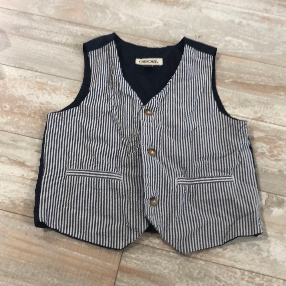 Blue and white striped vest 5T. Worn once